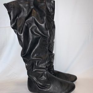 Women Black Boots